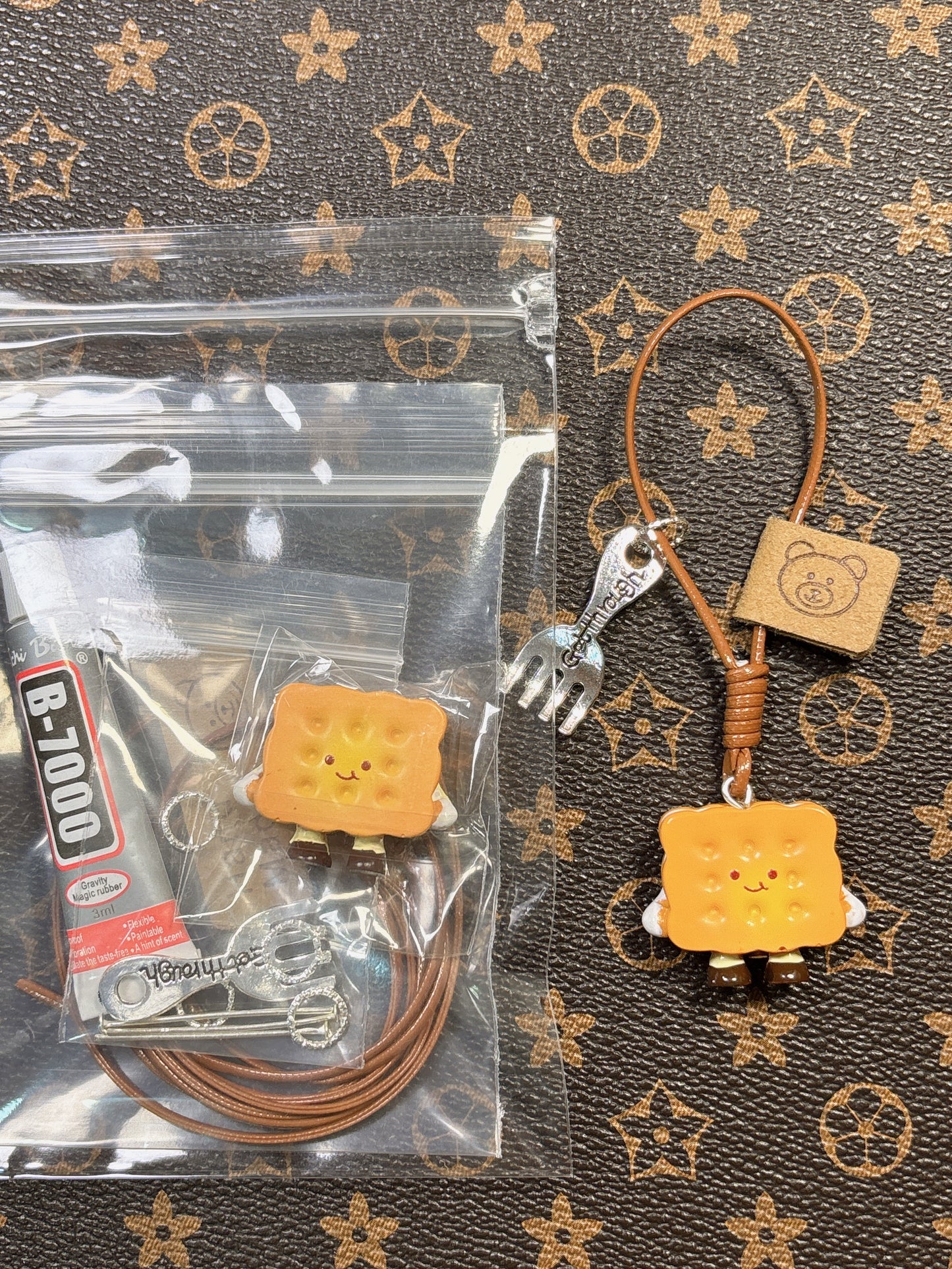 T001-初心者向けパン家族手作りストラップキット